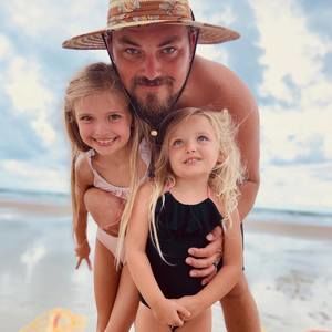 Meet your Posher, Benton